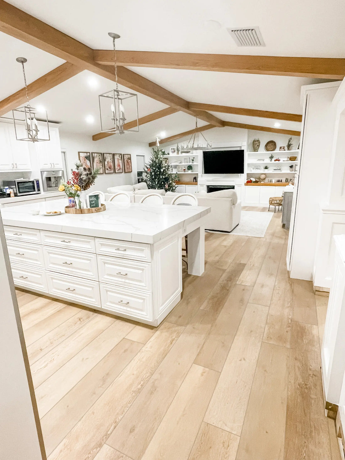 Cali Vinyl Laguna Sand Legends Vinyl Flooring