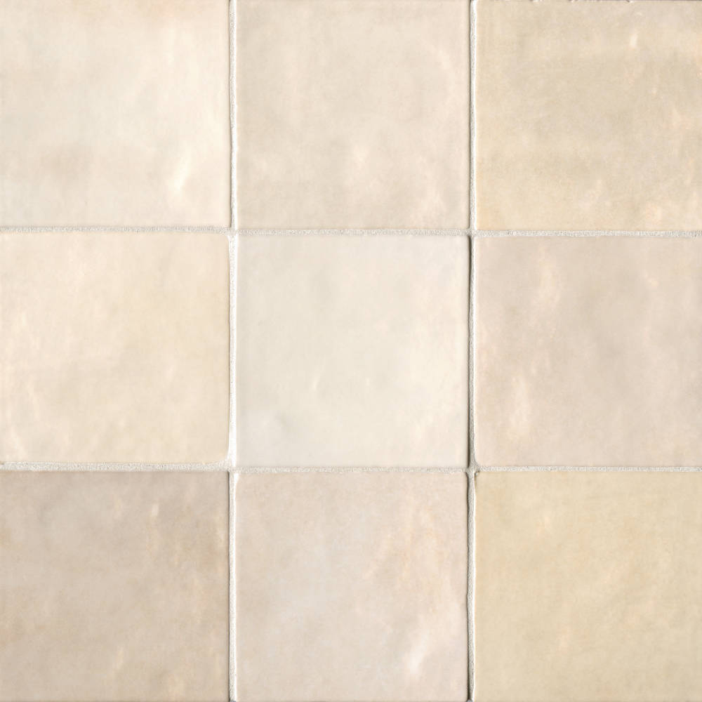 Cloé Ceramic Tile in Creme