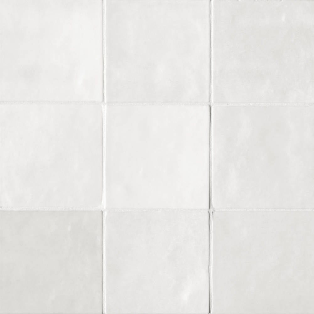 Cloé Ceramic Tile in White