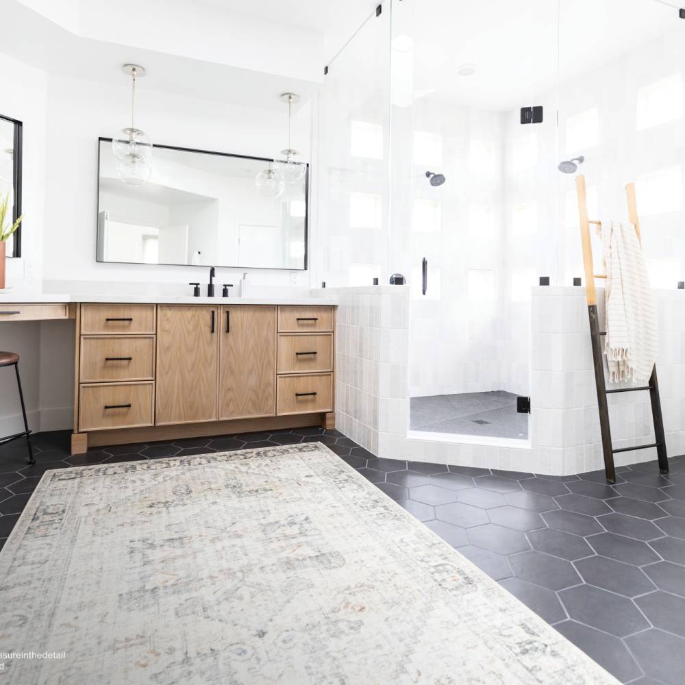 Makoto 10" x 11.5" Hexagon Matte Porcelain Tile in Kuroi Black