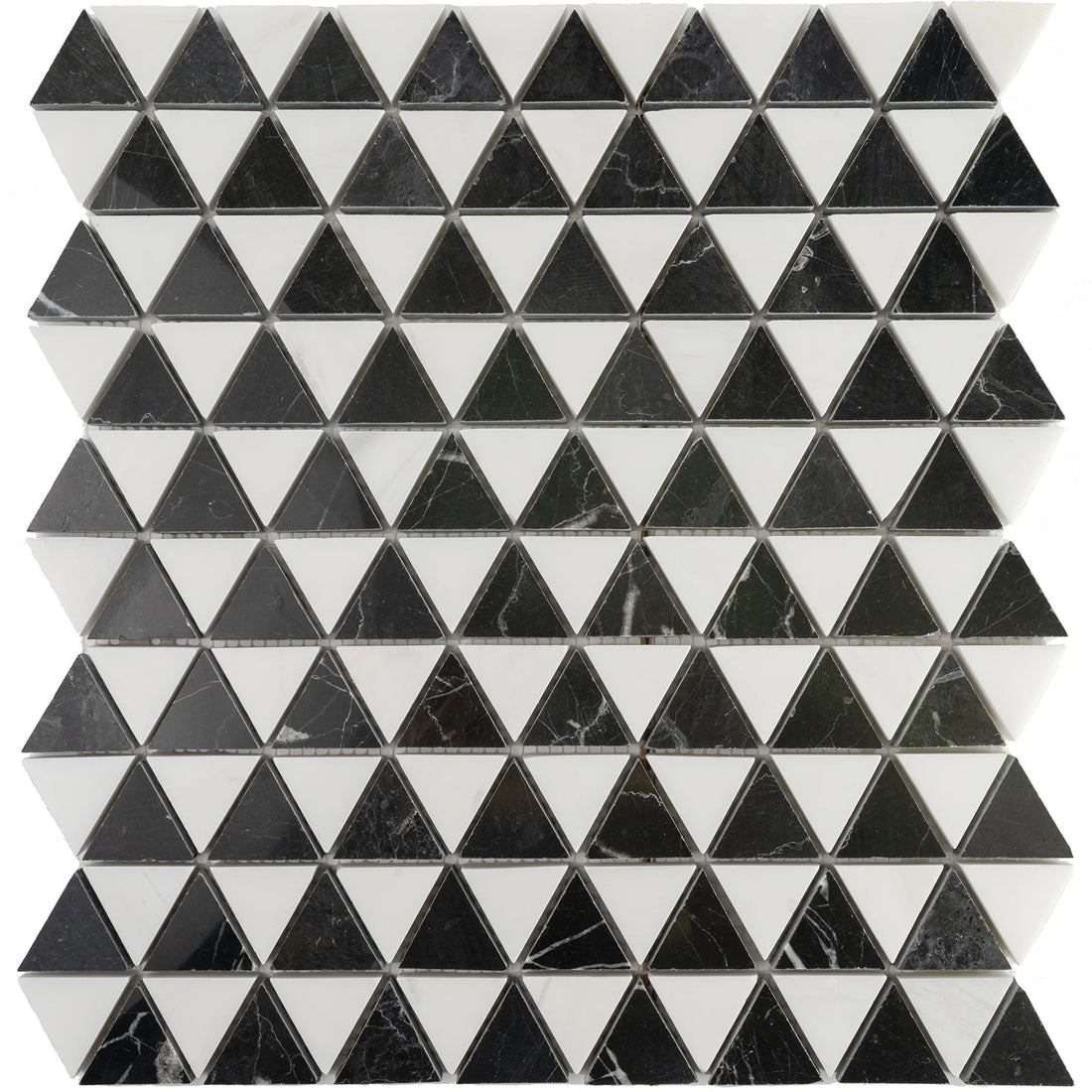 Diamantes – Dolomite & Taurus Black