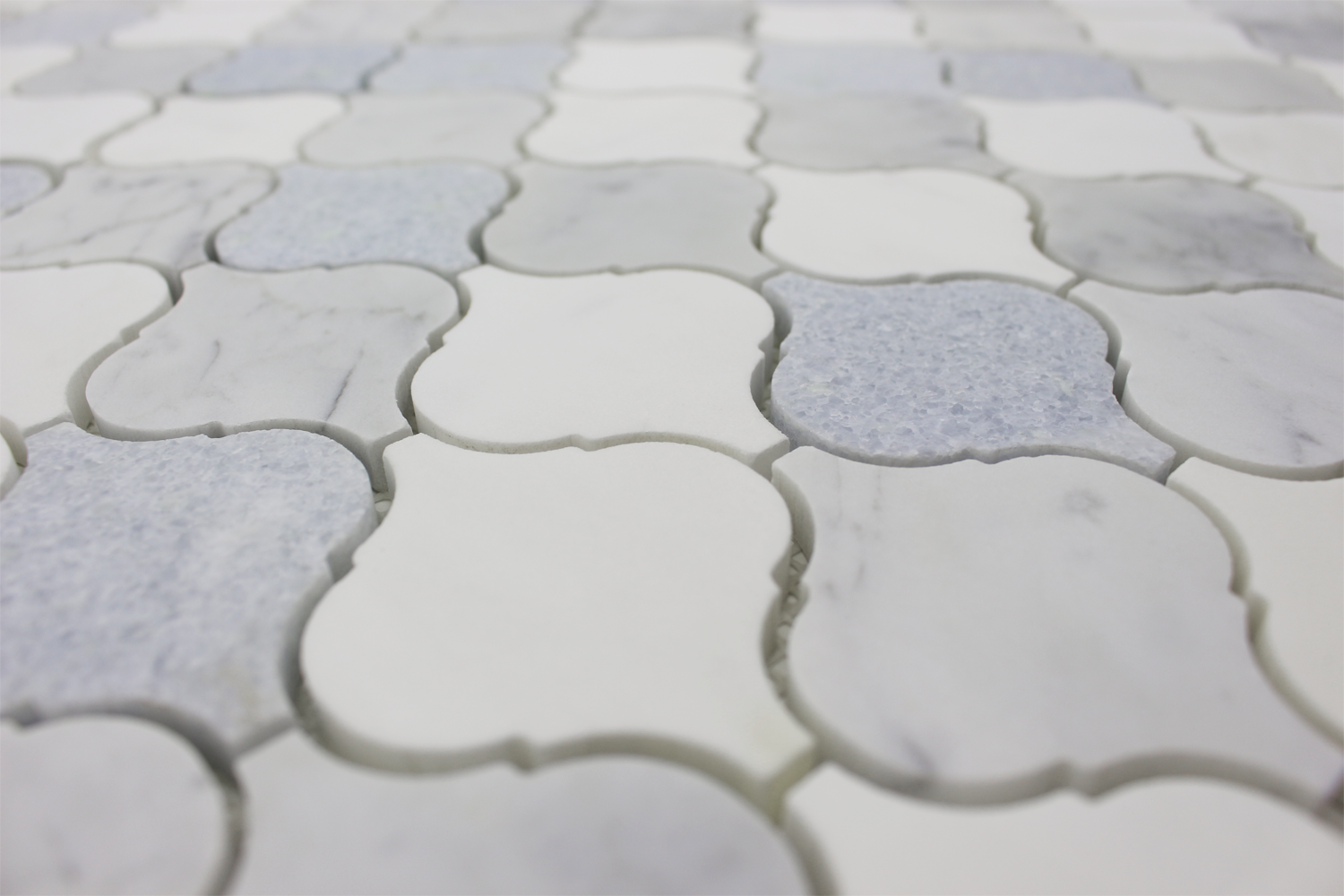 Arabesque Mosaic – Dolomite, Carrara & Blue Celeste