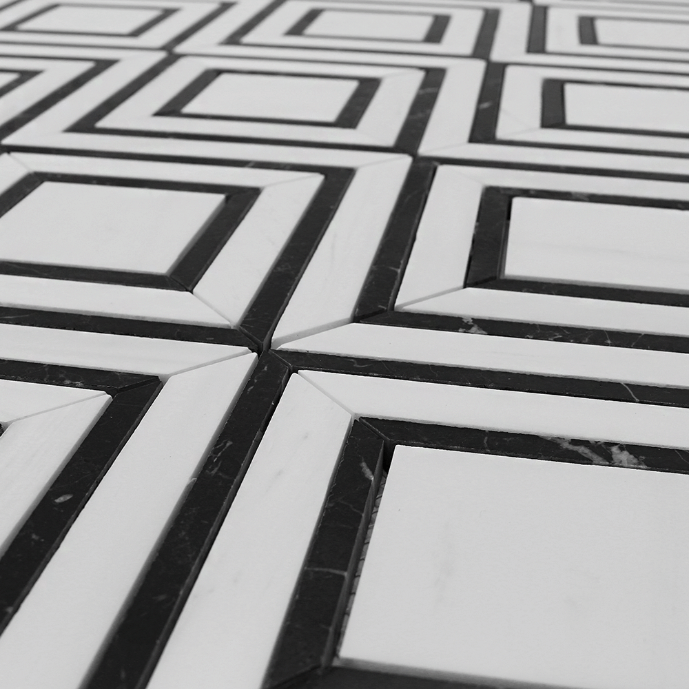 Maze Taurus Black & Gray