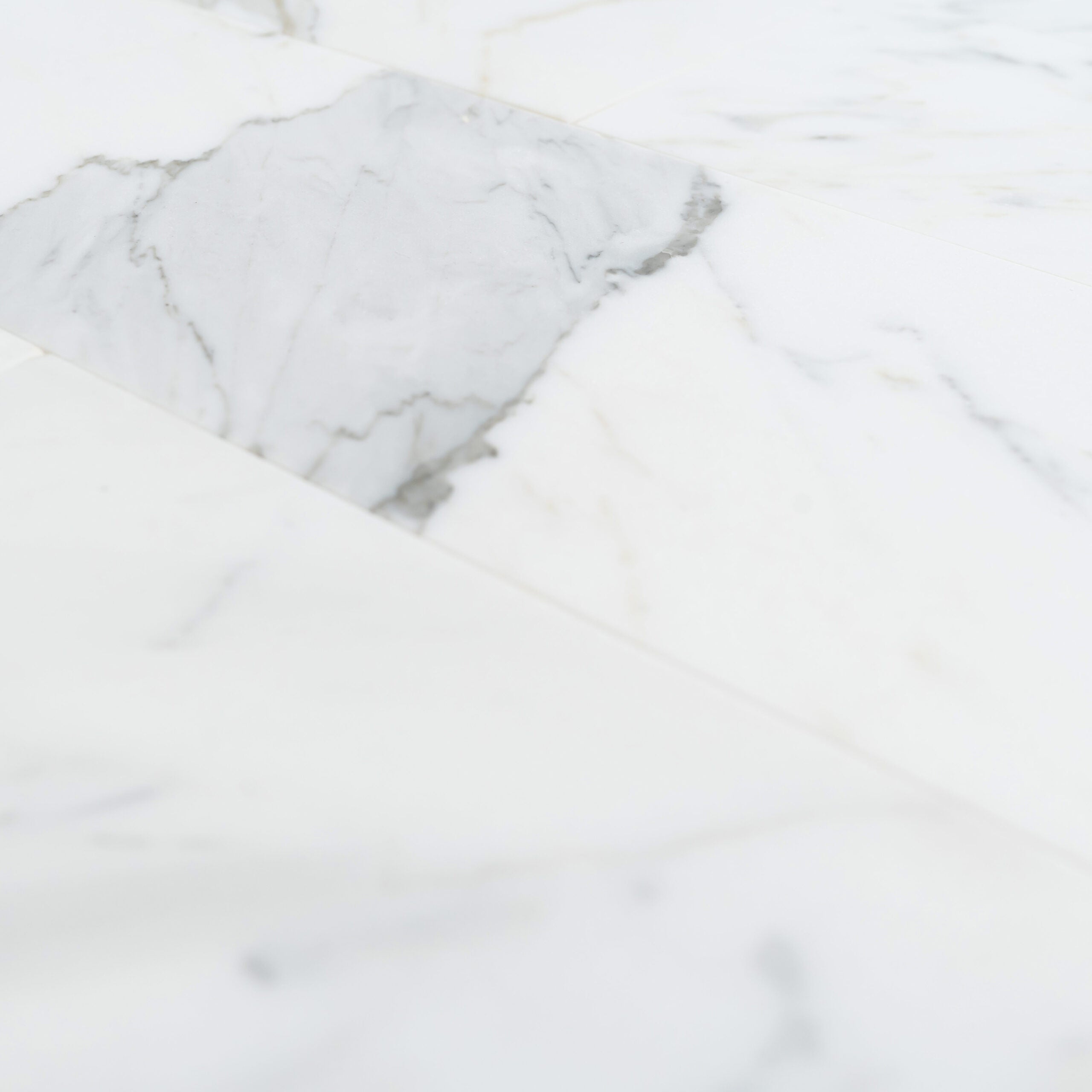 Calacatta Gold Honed Marble Tiles