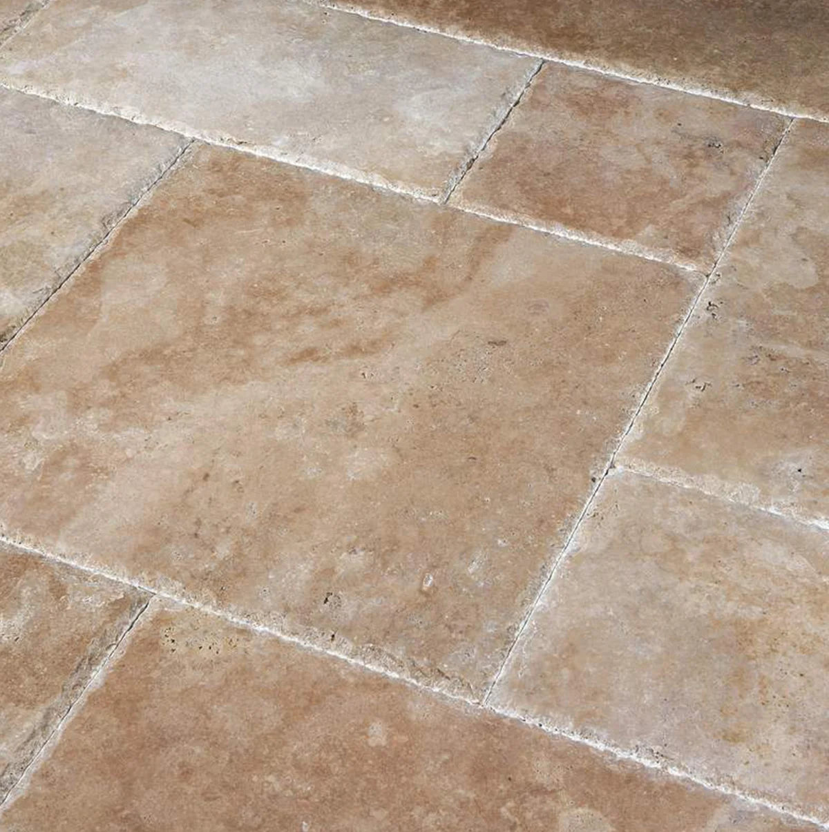 Kordelia Pattern Brushed & Chiseled