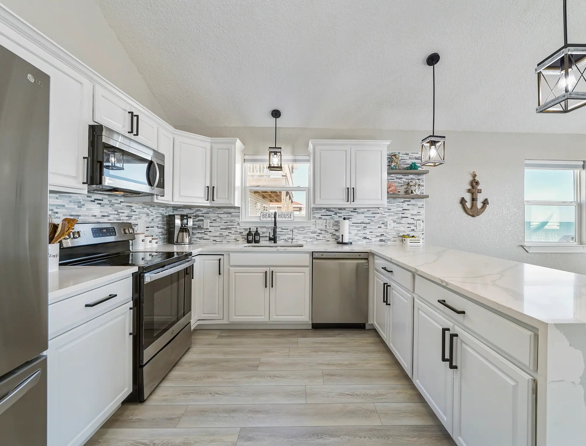 Cali Vinyl Castaway Oak Windansea Vinyl Flooring