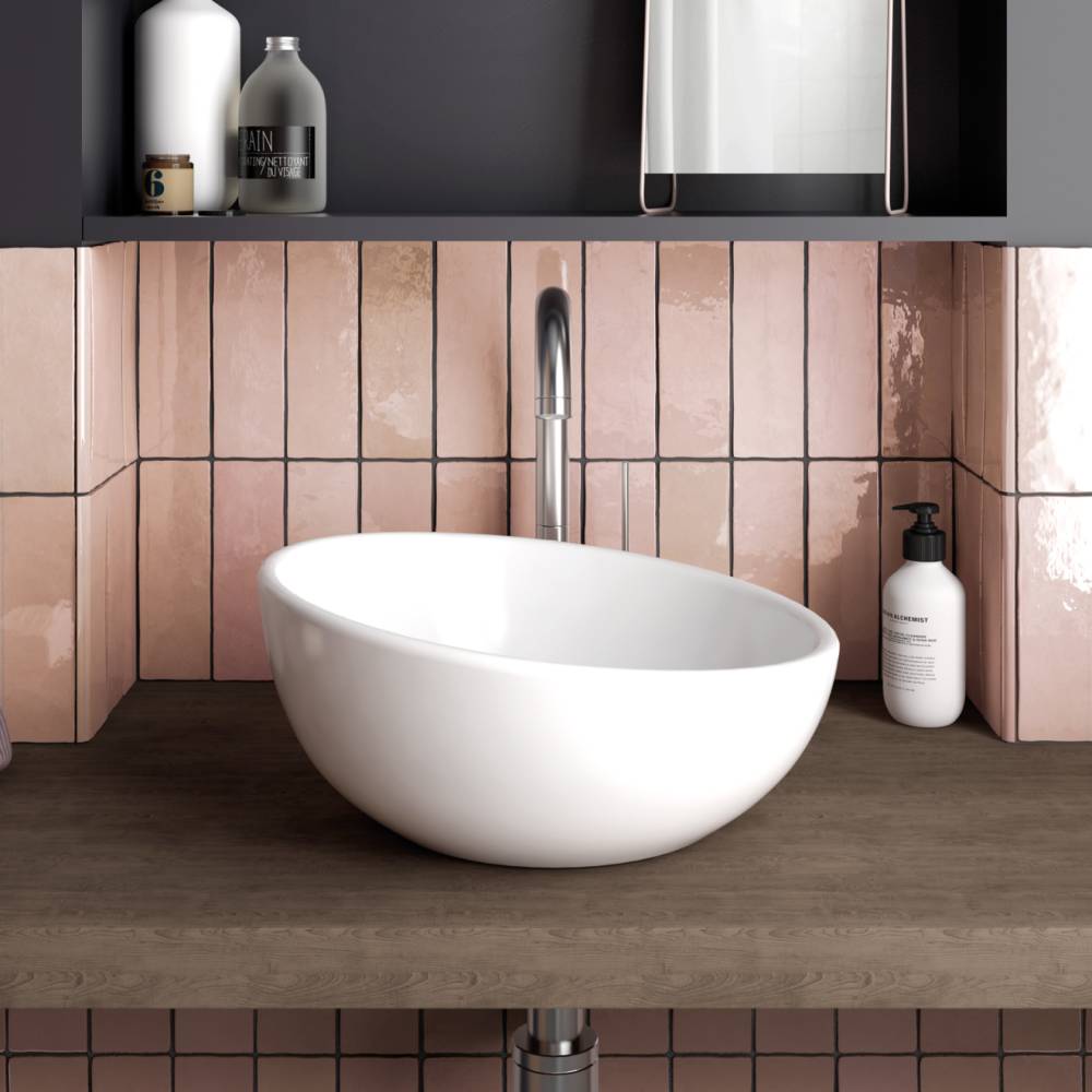 Cloé Ceramic Tile in Pink