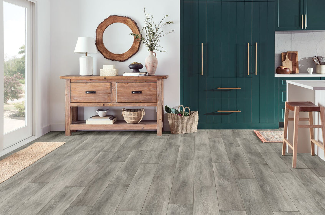 Bruce Coastal Cue 8 in