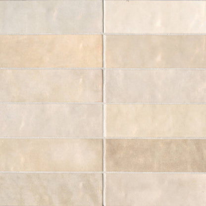 Cloé Ceramic Tile in Creme