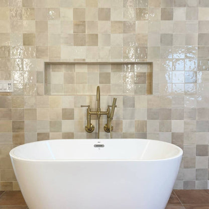 Cloé Ceramic Tile in Creme