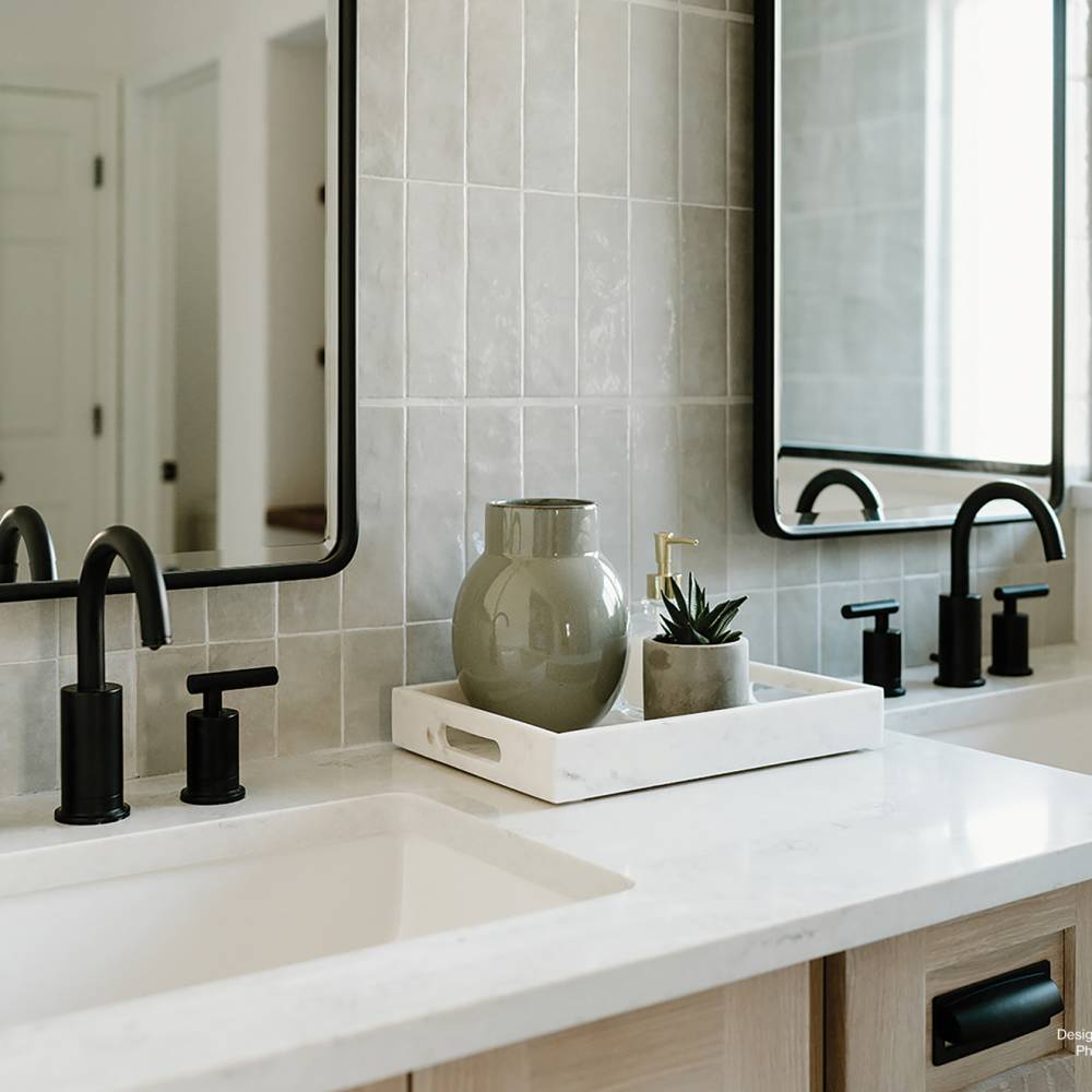 Cloé Ceramic Tile in Grey
