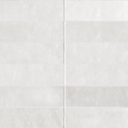 Cloé Ceramic Tile in White
