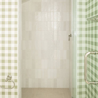Cloé Ceramic Tile in White