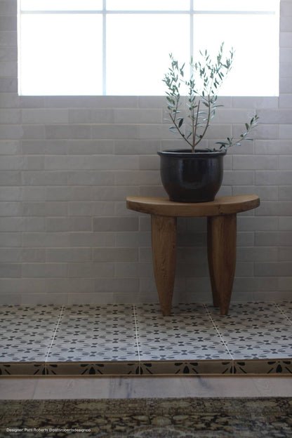 Cloé Ceramic Tile in White
