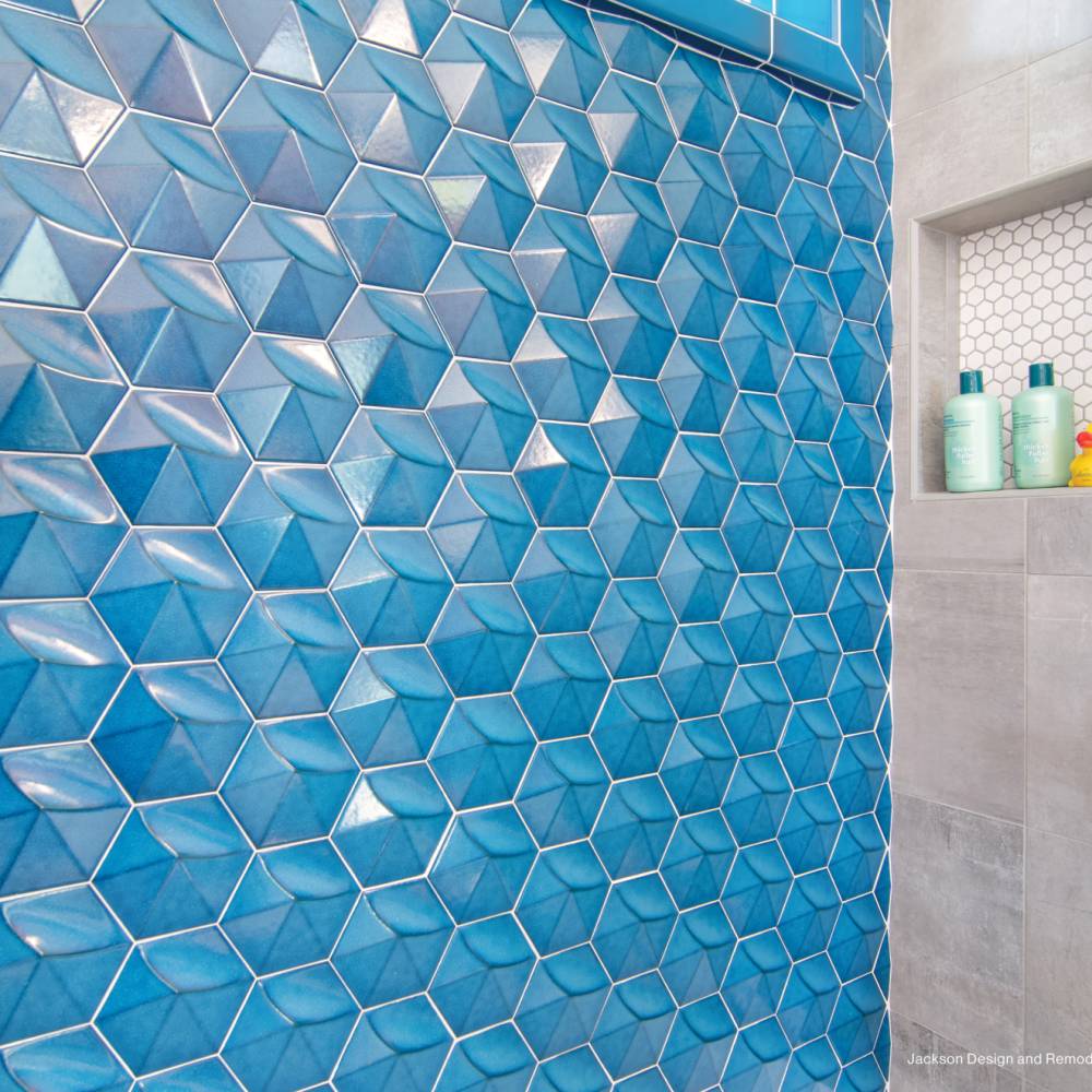 Hedron 4" x 5" Glossy Ceramic Flat Wall Tile in Metallic