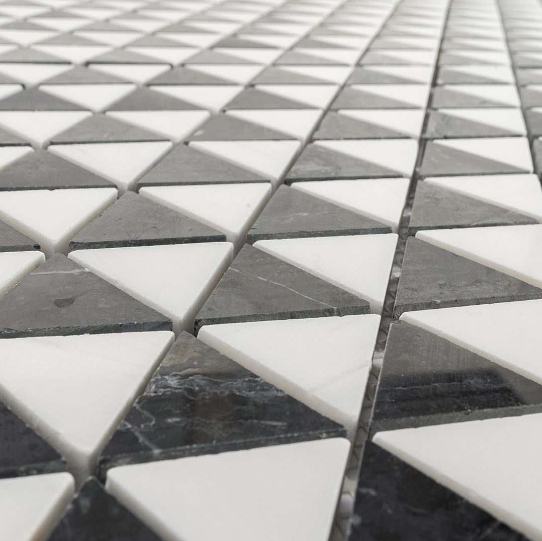 Bianco Venato Dolomite &amp; Taurus Black