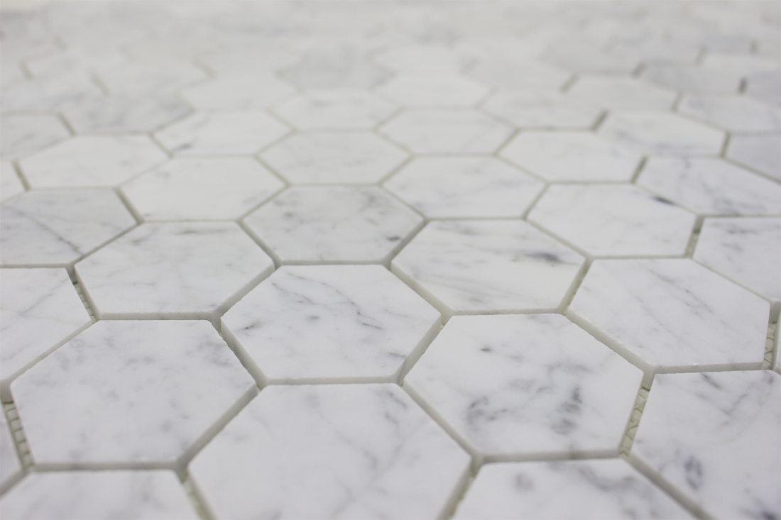 Carrara 2″ Honeycomb Polished Mosaic