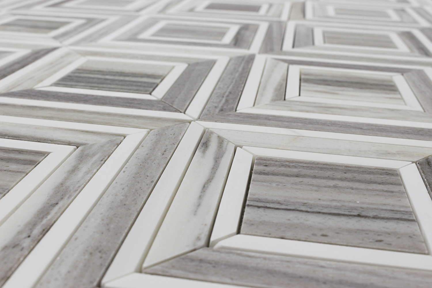 Maze Mosaic – Palisandra with Dolomite