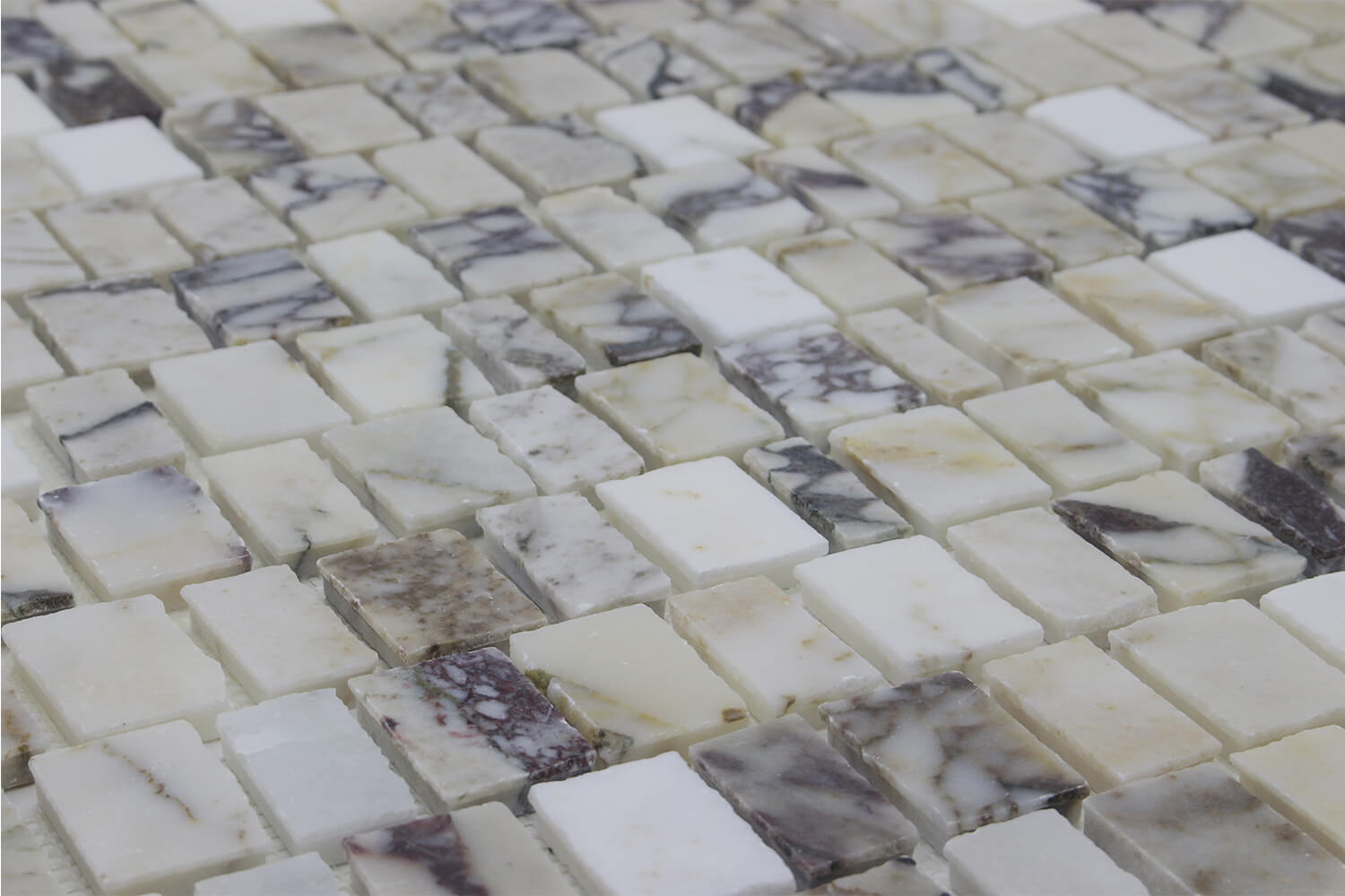 Scarpa Mosaic Calacatta Viola