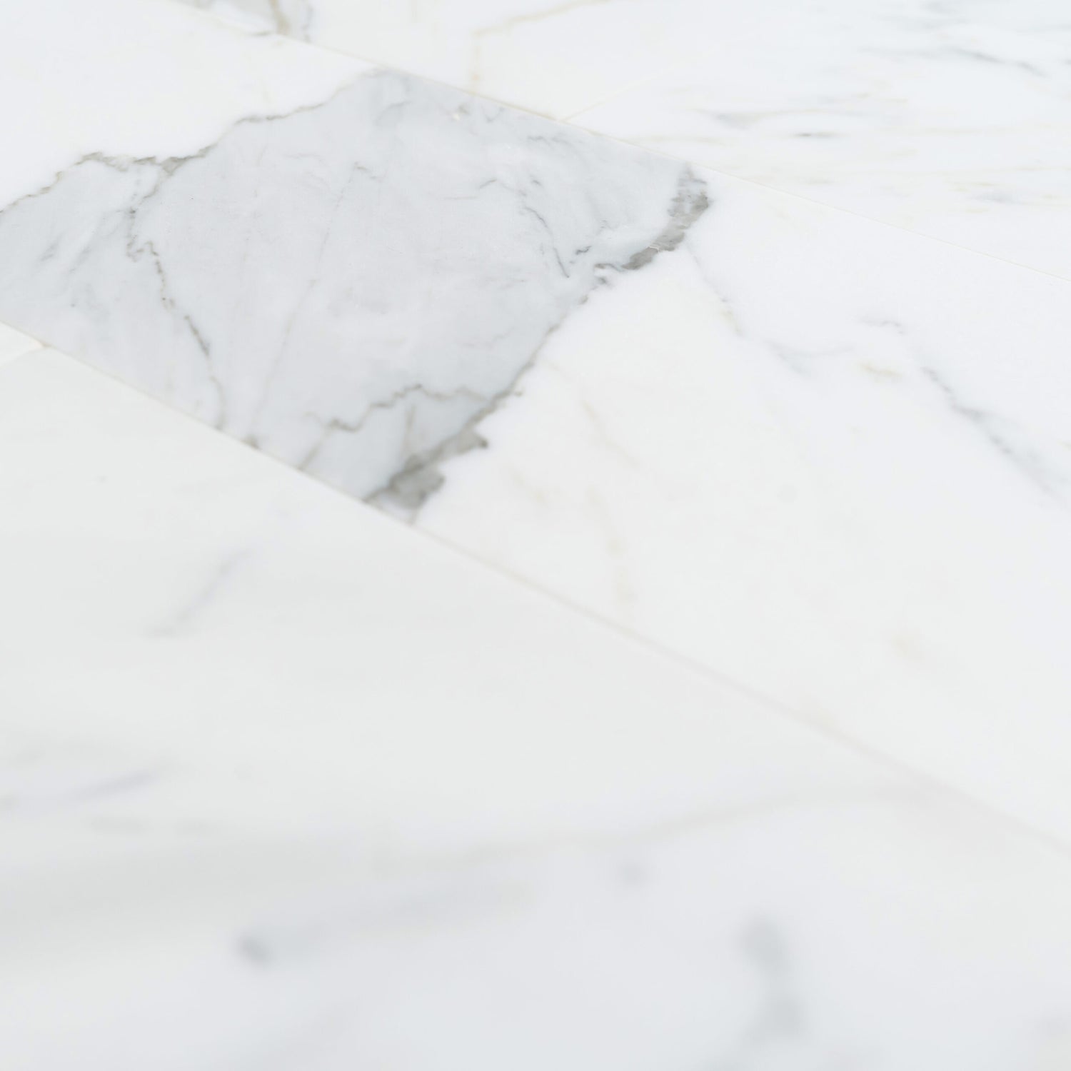 Calacatta Gold Honed Marble Tiles